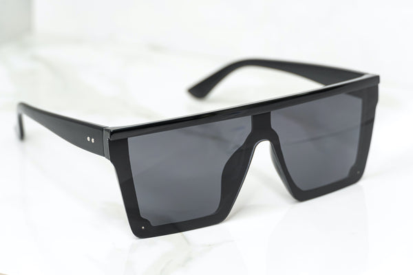 Black Frame Gray Sunglasses